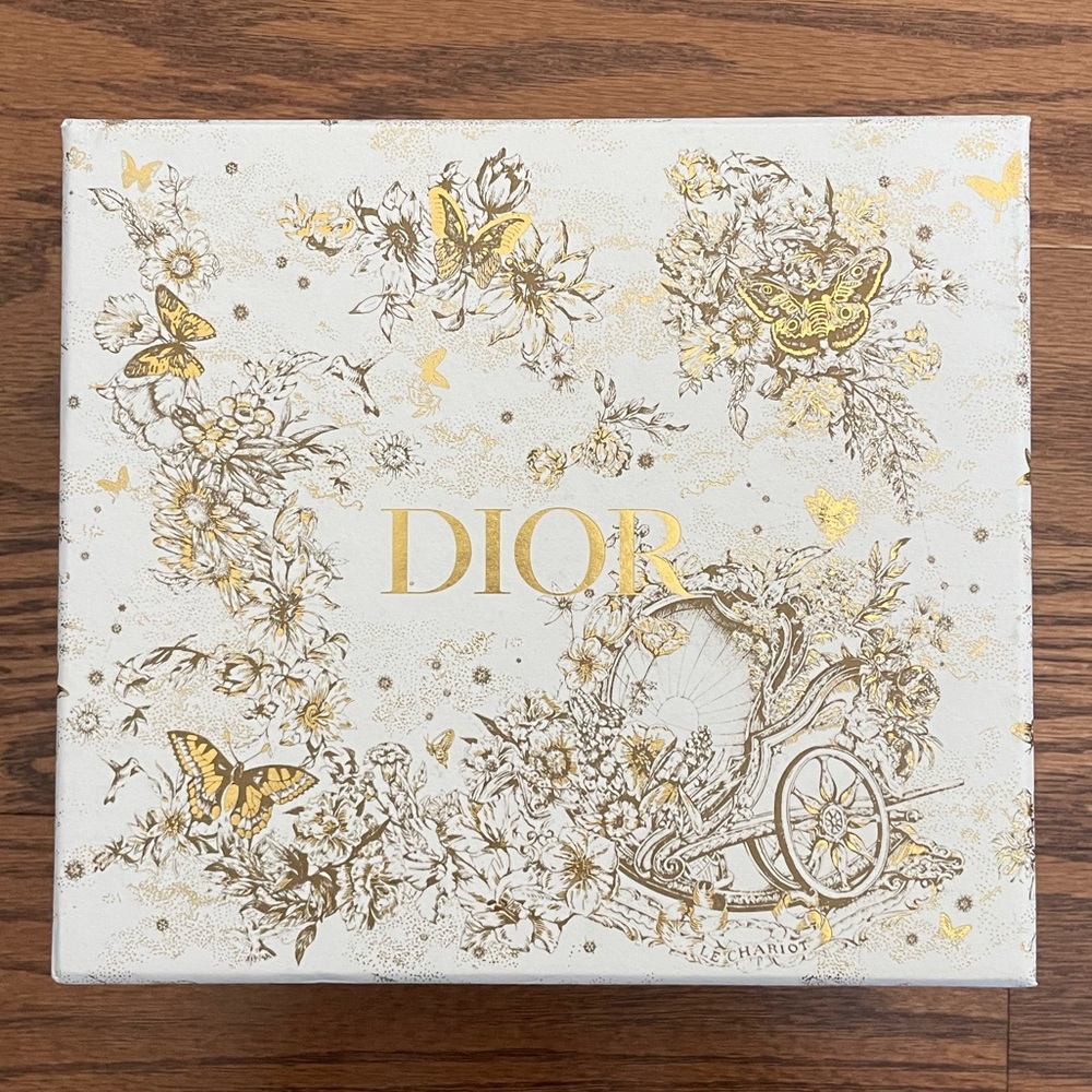 DIOR Holiday Gift Box